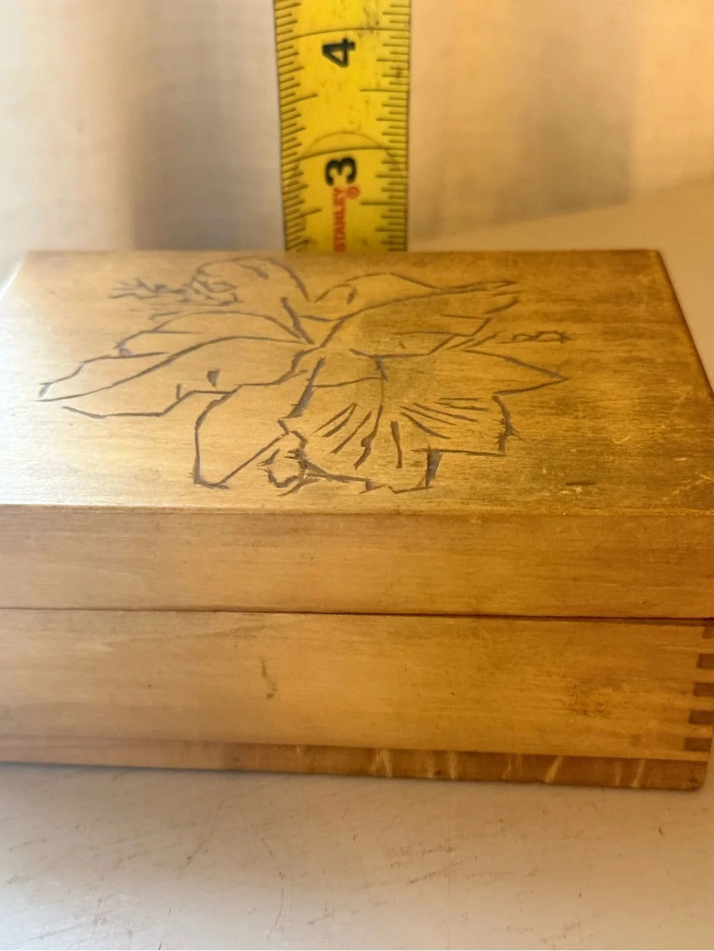 VTG Hand Carved Wood Hibiscus Trinket Box
